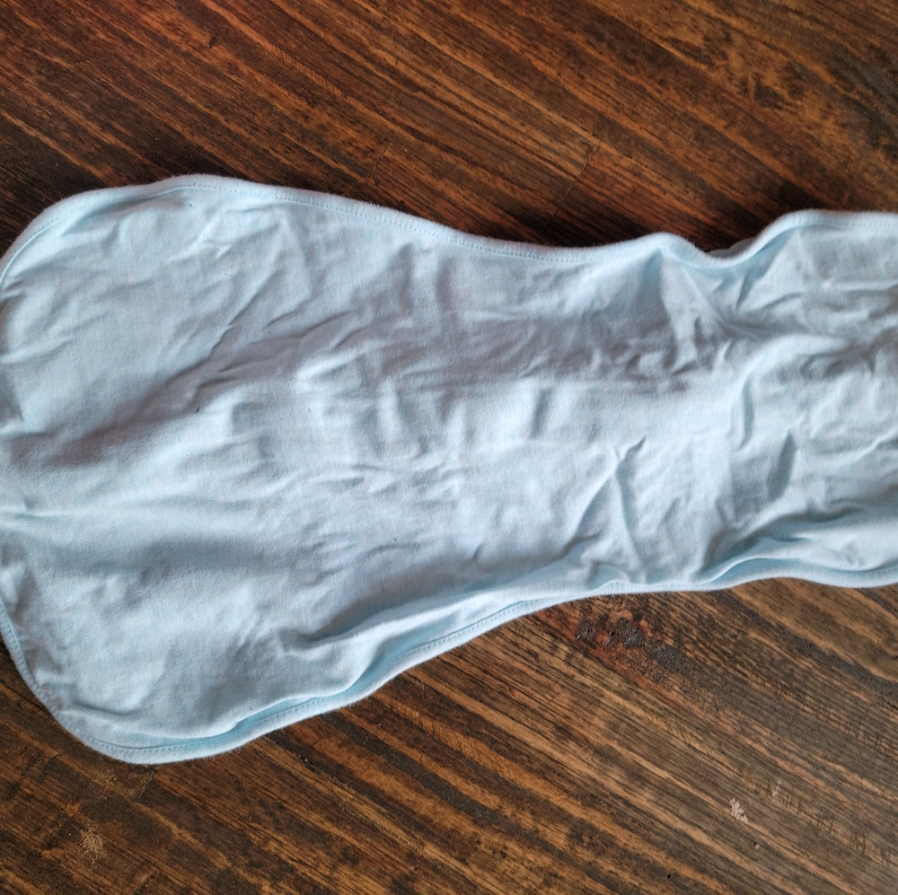 Woombie swaddle 0-3 mo